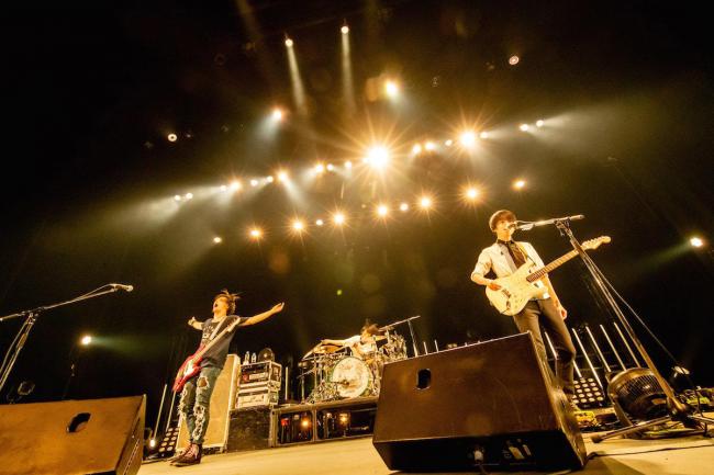UNISON SQUARE GARDEN Photographer:Viola Kam (V'z Twinkle)