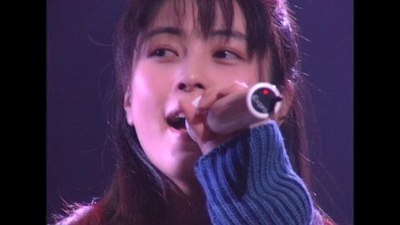 ZARD、感動と興奮の25周年ライヴがDVDに！ | ライブ・セット