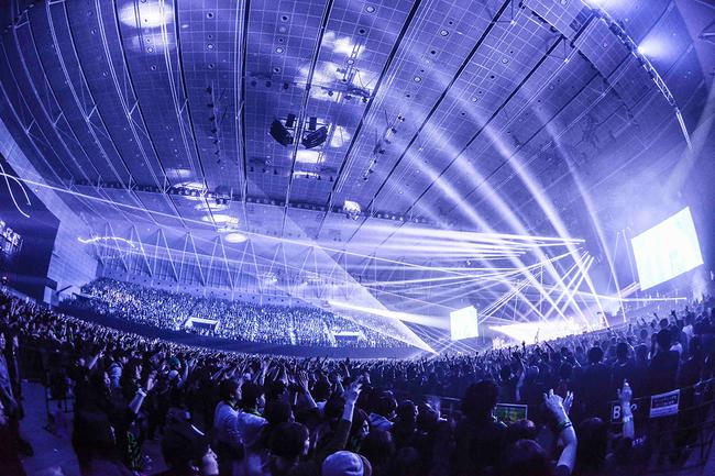 「ONE OK ROCK 2017 ”Ambitions” JAPAN TOUR」＠静岡エコパアリーナ (okmusic UP's)