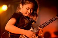 (LiveFans)