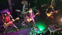 (LiveFans)