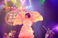 (LiveFans)