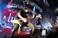 (LiveFans)