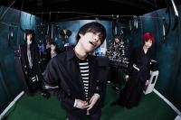 (LiveFans)