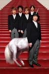(LiveFans)