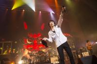 (LiveFans)