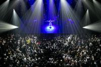 (LiveFans)