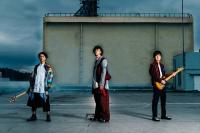 (LiveFans)