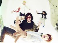 (LiveFans)