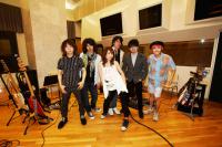 (LiveFans)