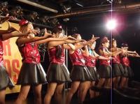 (LiveFans)