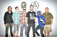 (LiveFans)