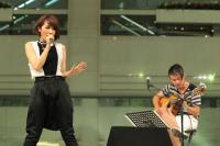 (LiveFans)