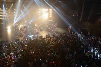 (LiveFans)