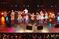 (LiveFans)