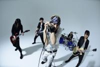 (LiveFans)