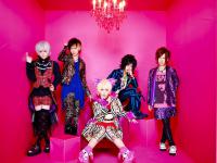 (LiveFans)