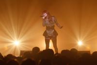 (LiveFans)