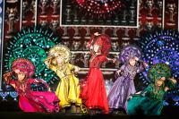 (LiveFans)