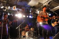 (LiveFans)