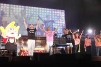 (LiveFans)