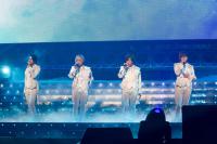 (LiveFans)