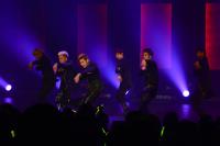 (LiveFans)