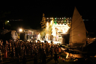 Mr Children 日本武道館 東京都 2009 05 15 ライブ セットリスト情報サービス Livefans ライブファンズ